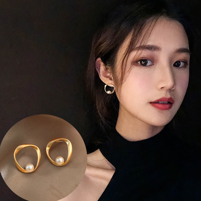 Anting Tusuk Mutiara Lucu Ala Korea Untuk Wanita