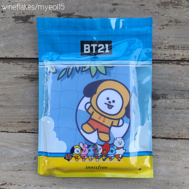 BTS INNISFREE BT21 - BEACH TOWEL CHIMMY