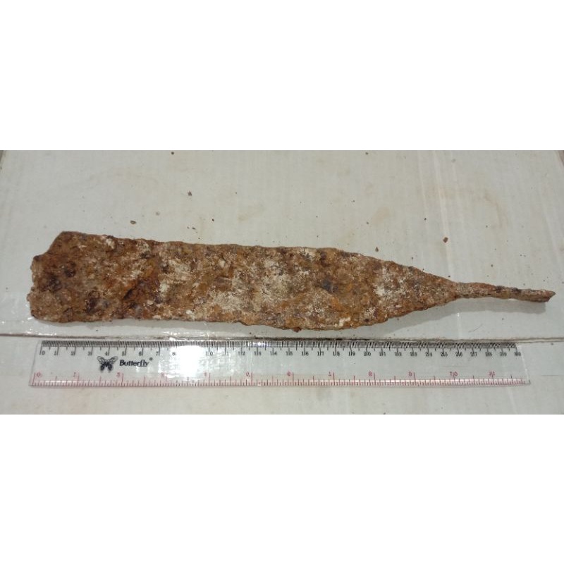 1 biji pusaka tampel 33 cm temuan tanah u koleksi asli kuno dipigura hiasan