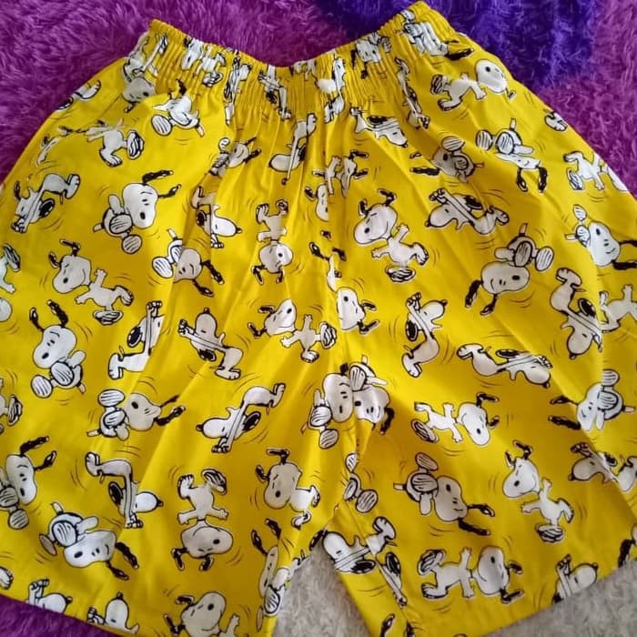 Celana Satin Katun Jepang Karakter HOTPANTS - Atas Lutut