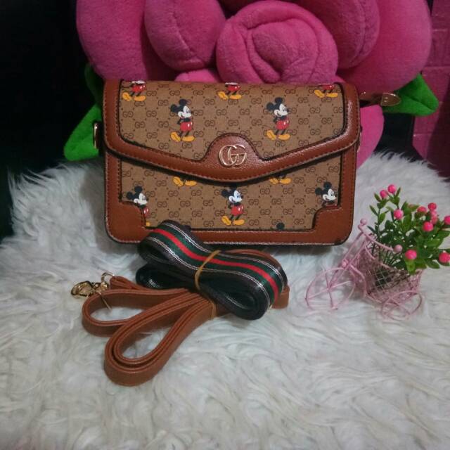 Tas gucci mickey amplop coklat