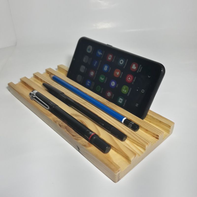 

TEMPAT PENSIL KAYU/STAND HP/SOUVENIR/HADIAH