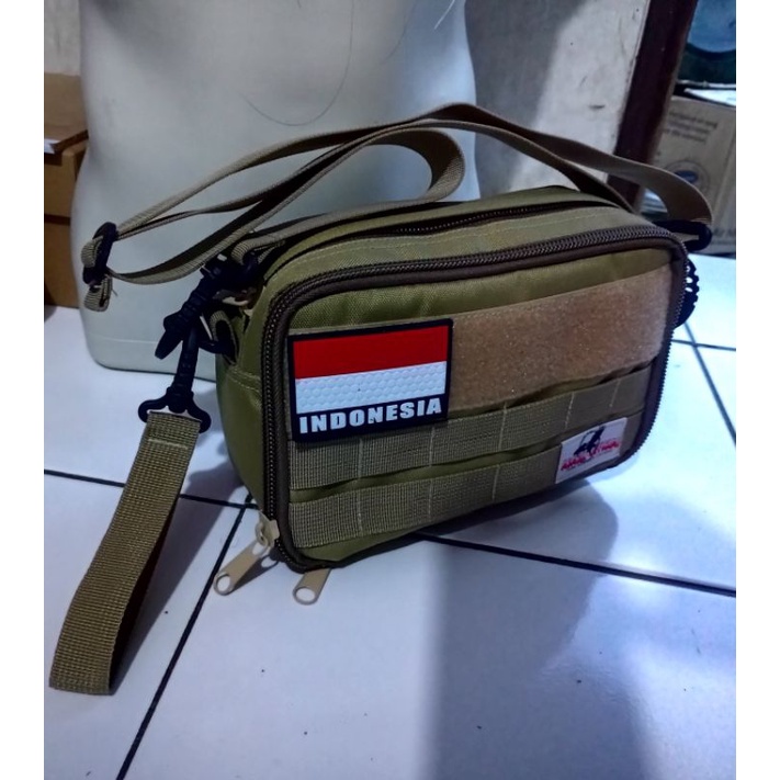 TAS SLEMPANG HANBAAG-TAS WAISTBAAG-TAS ARMY, FREE 1 LOGO RANDOM