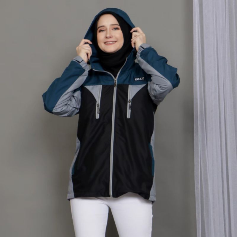 Jaket Outdoor Wanita Cozy Original Bahan Dalaman Polar