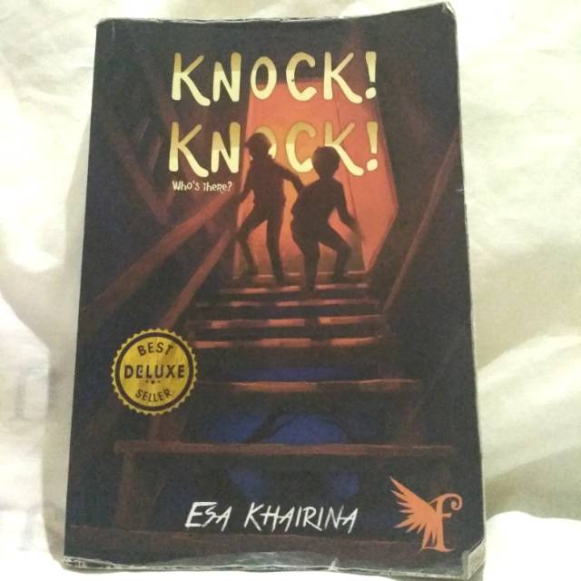 FantasTeen  buku "Knock Knock who's there?" Bekas