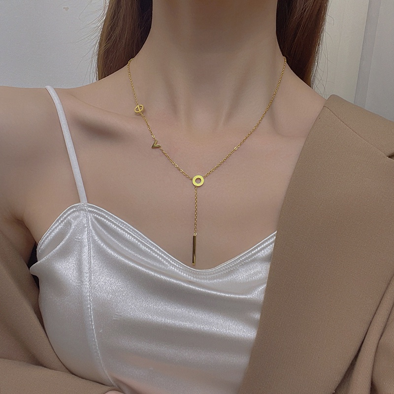 Kalung Titanium Surat LOVE Wanita Korea aesthetic Kalung Emas