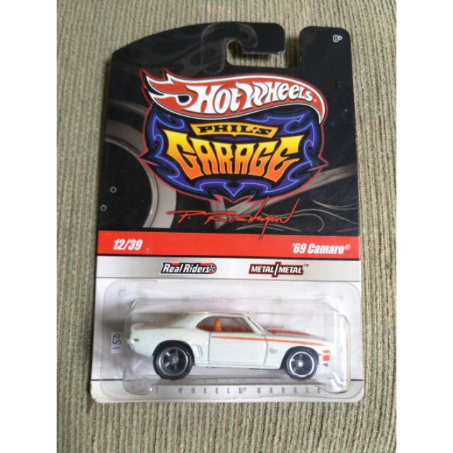 Hotwheels hot wheels phil's garage 69 camaro Ban karet