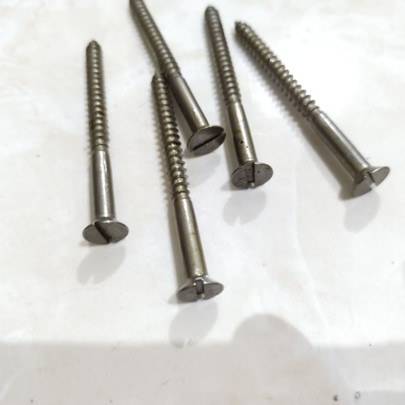 sekrup kayu 10 x 2 1/2 inch , sekrup kayu 6 cm min (-)