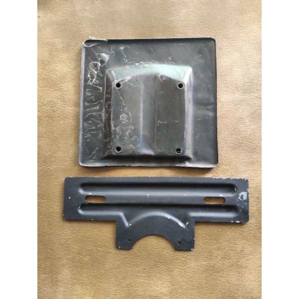 DUDUKAN PLAT NOMOR VESPA