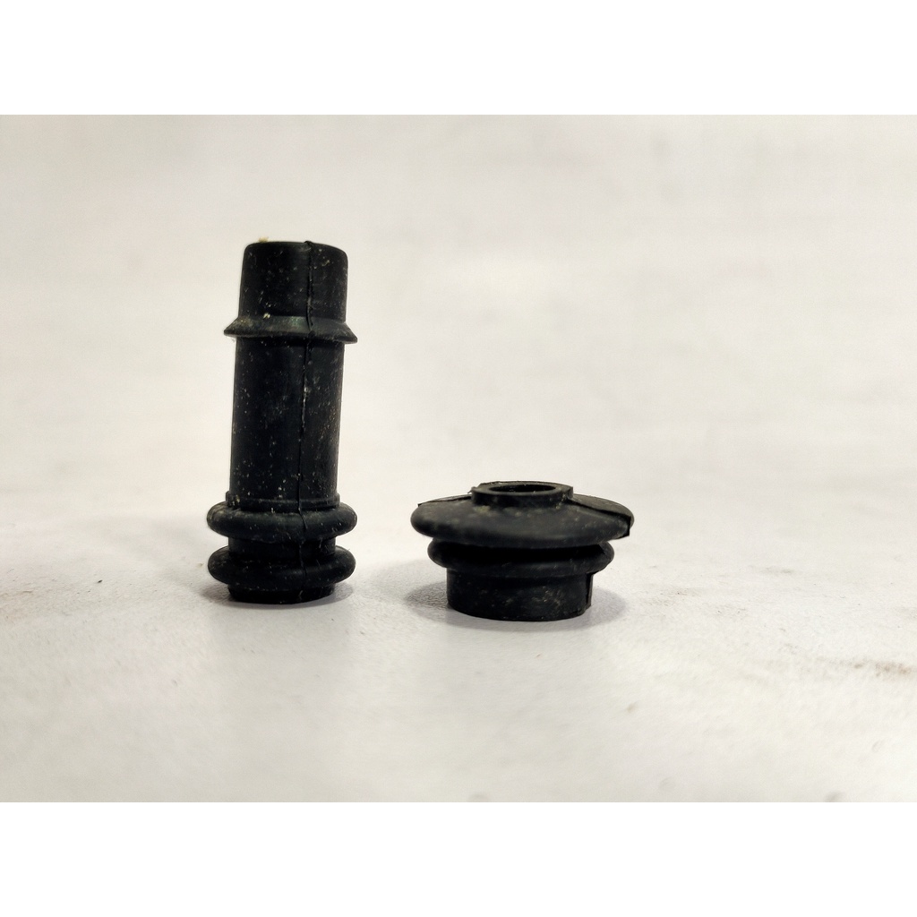 KARET BOOT KALIPER KARET MASTER REM BAWAH ISI 2