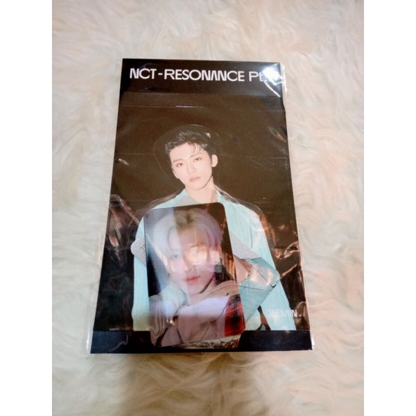 HOLO LENTI STANDEE RESONANCE PART 2 DOYOUNG JAEHYUN MARK JAEMIN
