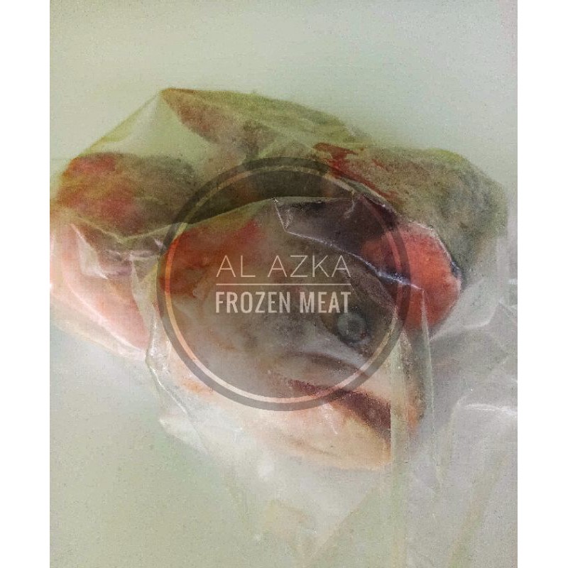 

Kepala Ikan Salmon Utuh / Salmon Fish Head / Kepala Salmon Beku 1 Kg.