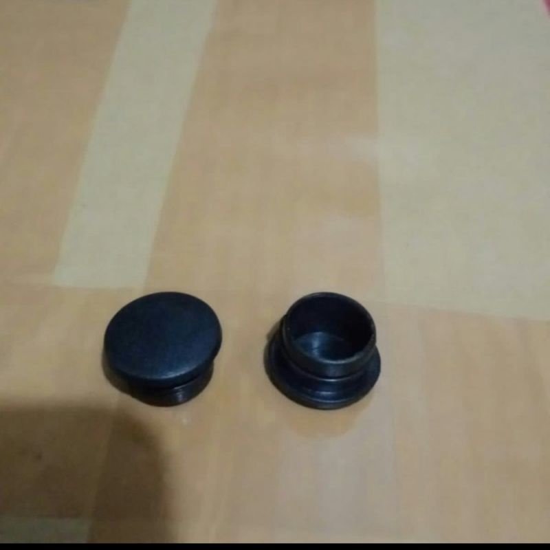DUDUKAN TUTUP SPION TOMOK UNIVERSAL SPION TOMOK BAHAN PLASTIK