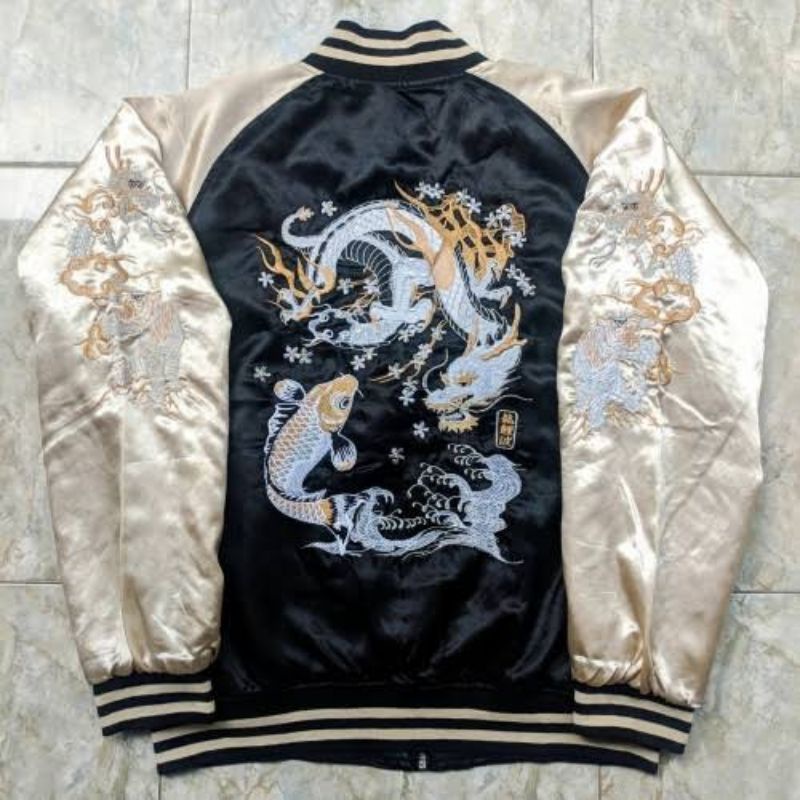 SUKAJAN JAPANESE TRADITIONAL RYU AND KOI