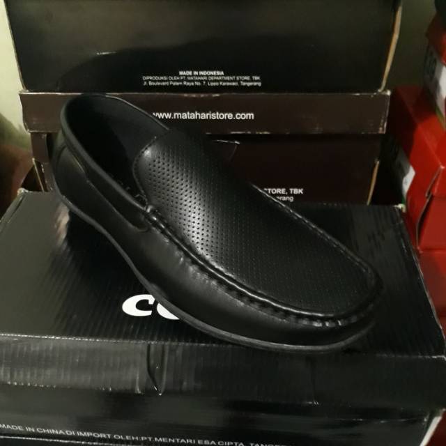 sepatu cole