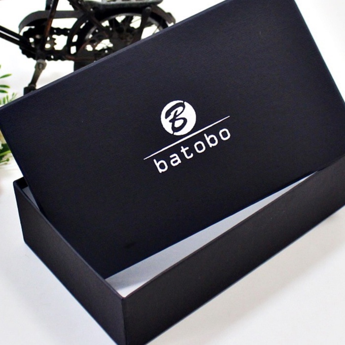 

Box Kado B001429 BATOBO Bahan Hard Cover Black