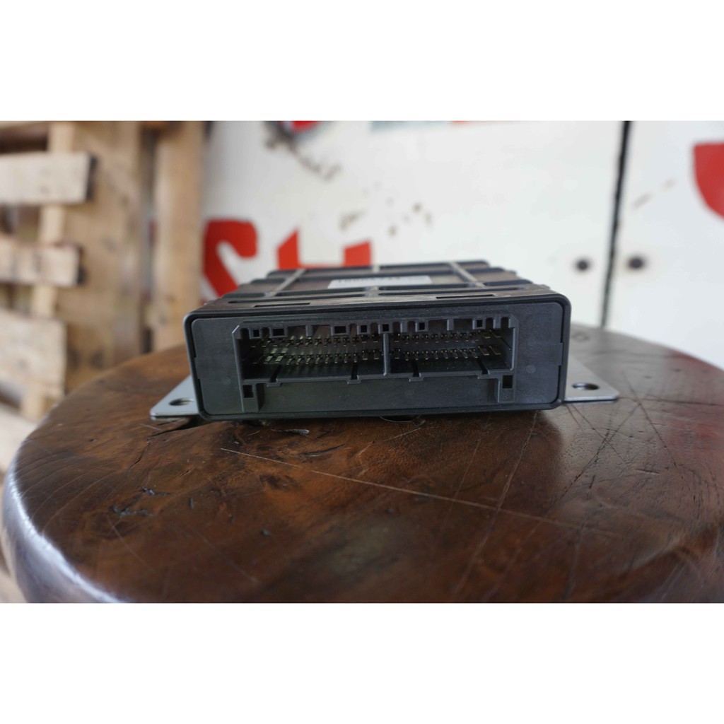 ECU Mitsubishi L300 Diesel old