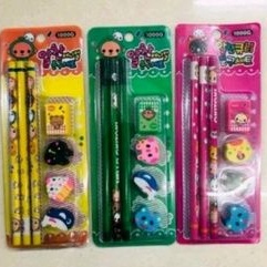 

study set boneka1000G / pensil set + step (pink,hijau,kuning)