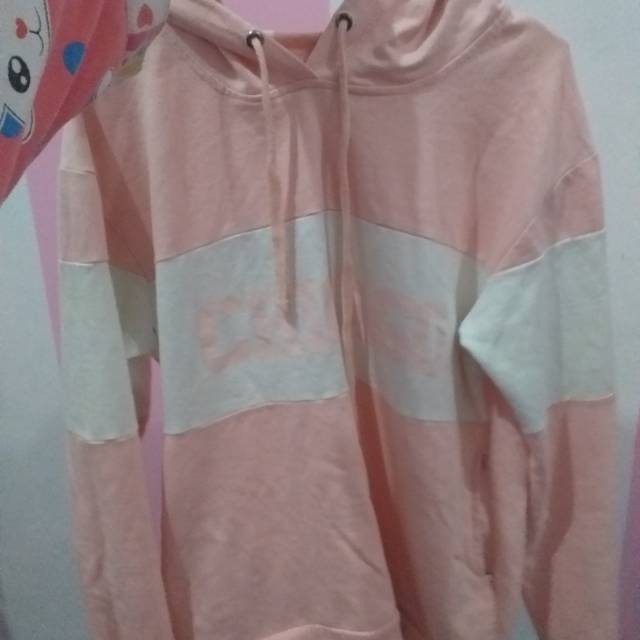 Preloved hoodie ada woman
