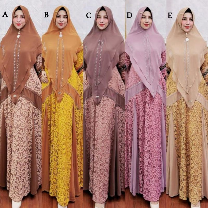 Hezel series fashion show