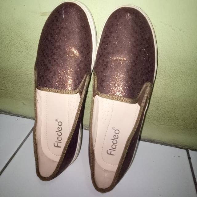 Slip on fladeo sepatu fladeo