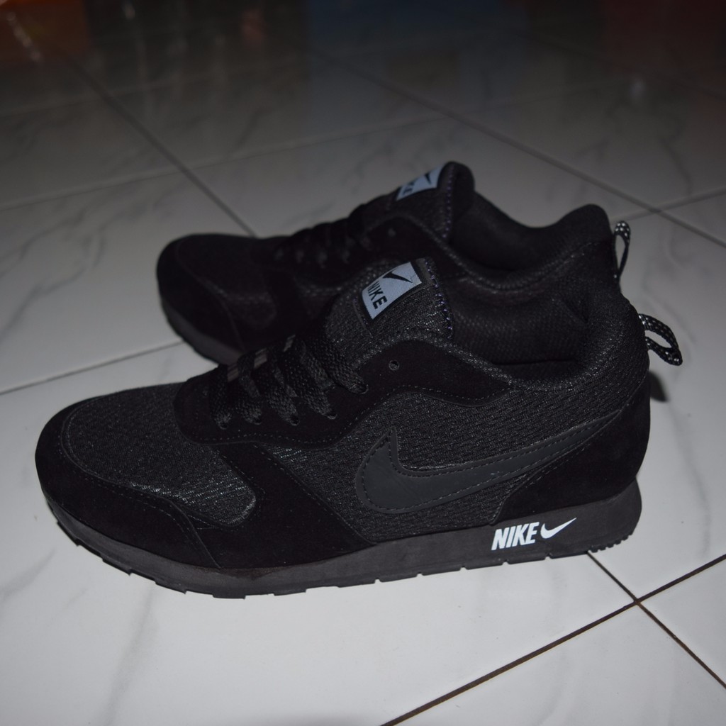 Sepatu Sekolah Hitam Nike Md Runner Hitam Polos Sneakers Sekolah