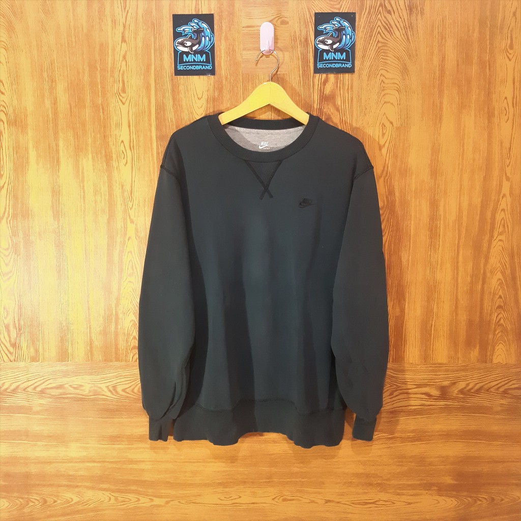 CREWNECK NIKE SMALL SWOOSH LOGO