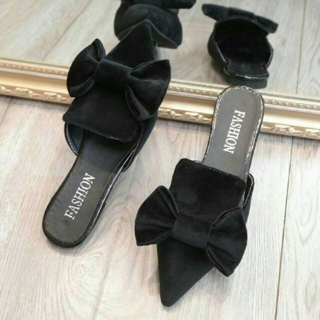 

FLATSHOES PITA 04 HITAM