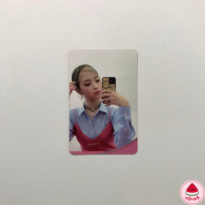 PC PHOTOCARD ITZY RYUJIN CRAZY IN LOVE CIL LOCO PHOTOBOOK AAB MERCH OFFICIAL READY INA MURAH