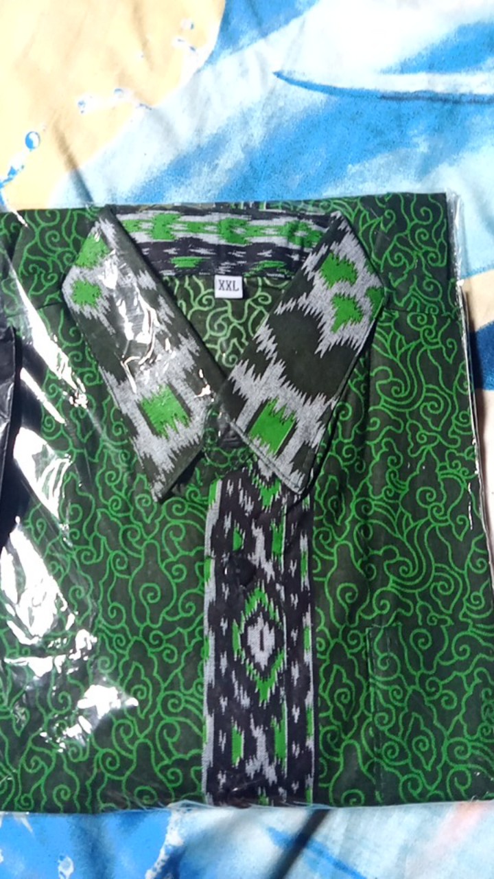 Couple Ayah Dan Anak Batik Mega Mendung Hijau Botol