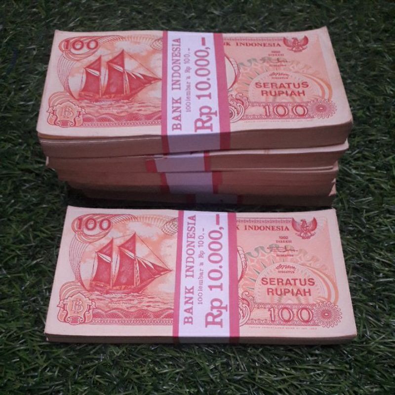 Uang kuno 100 rupiah pinishi gepokan seri urut