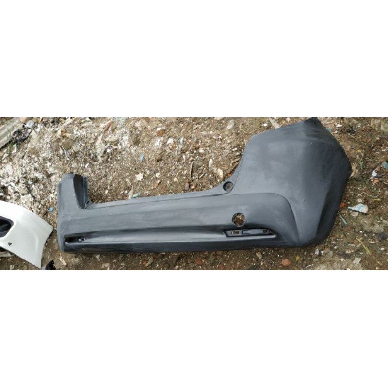 bumper belakang jazz s 2012