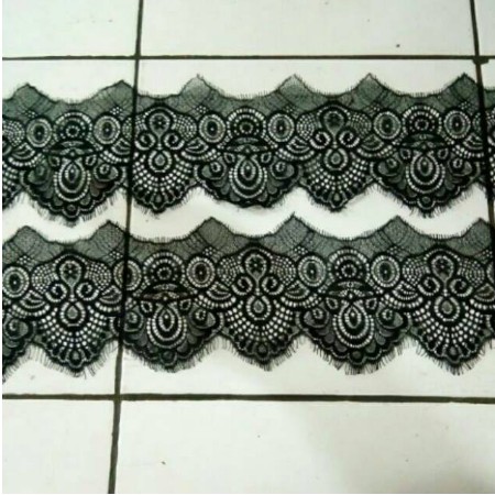 

Renda paris / renda kumis hitam 12.5cm 17.500 / 3meter (pcs)