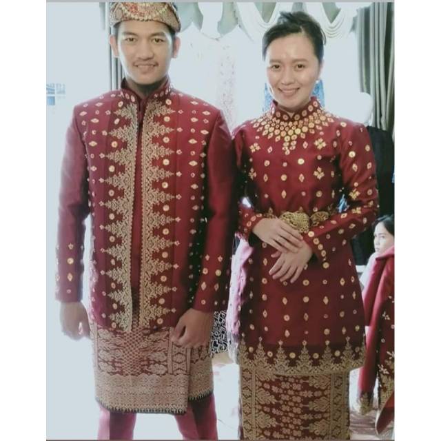 1 set baju Pengantin tabur payet kuningan dan kain songket tenun asli