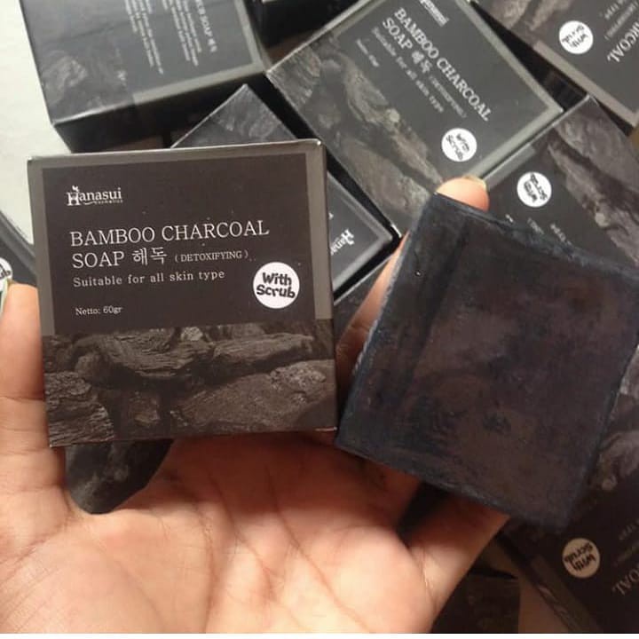 Sabun Bamboo Charcoal Hanasui Soap Arang Bambu Pembersih Wajah Badan Sabun Scrub Hitam Pemutih 60 Gram 9