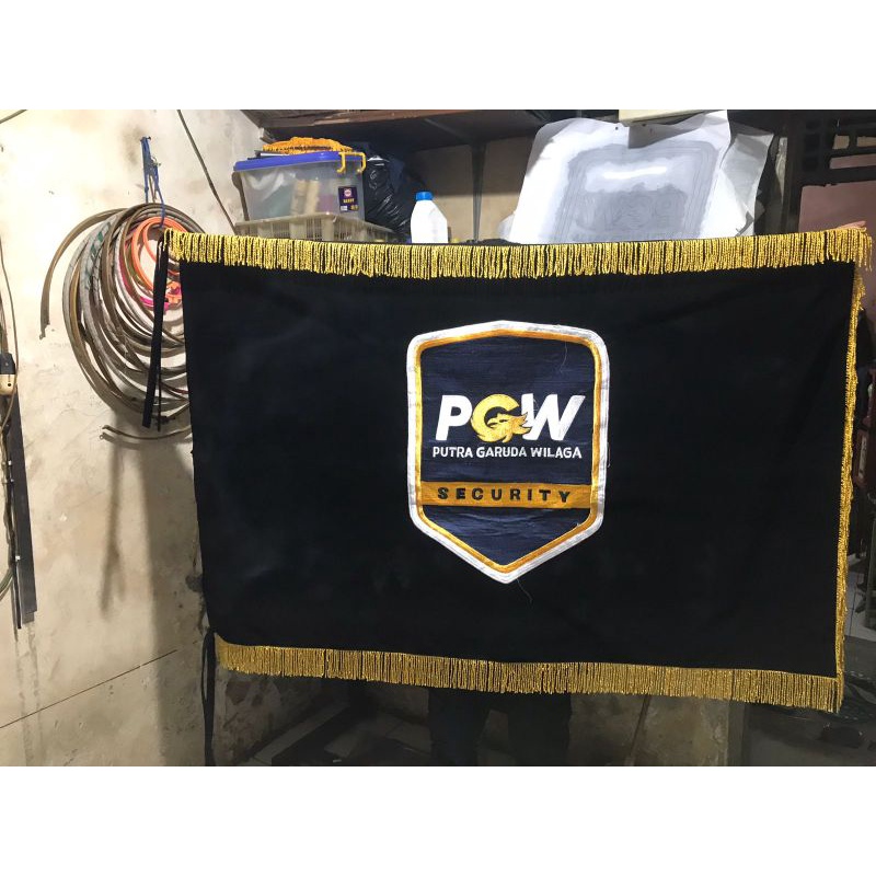 BENDERA PATAKA BORDIR/BENDERA CUSTOM/BAHAN BLUDRU/ 90x135