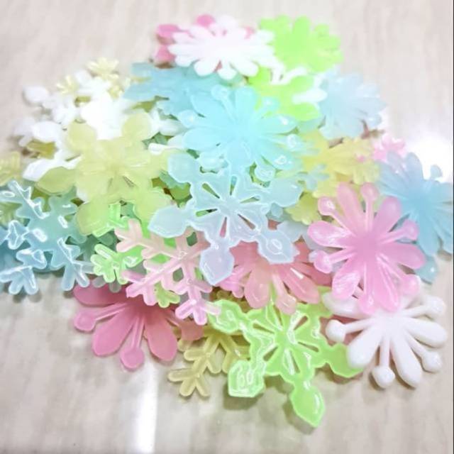 

Sticker Snow Ice Glow In The Dark ( isi 50 pcs ) Stiker Salju Frozen
