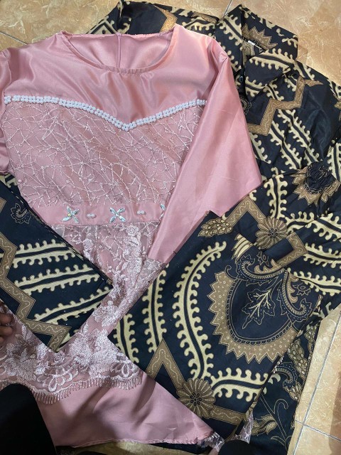 Maura Couple - Sania Ruffle Batik Couple Ori Ndoro Jowi Dnt Garansi Termurah Shopee - Kebaya Modern