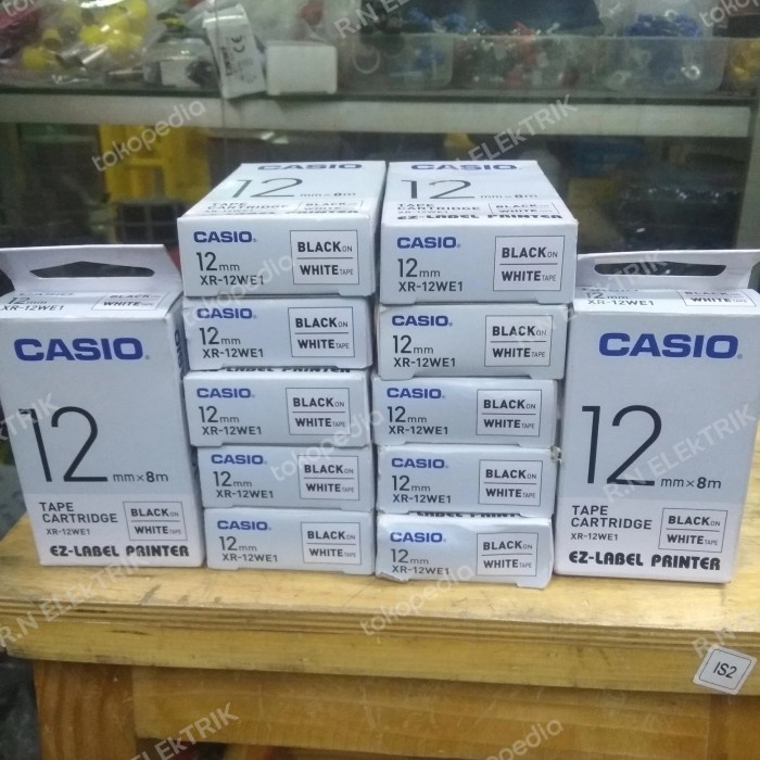 

Gilaa!!! Tape Cartridge Casio 12Mm X 8Mm White Xr-12We1 Hemat