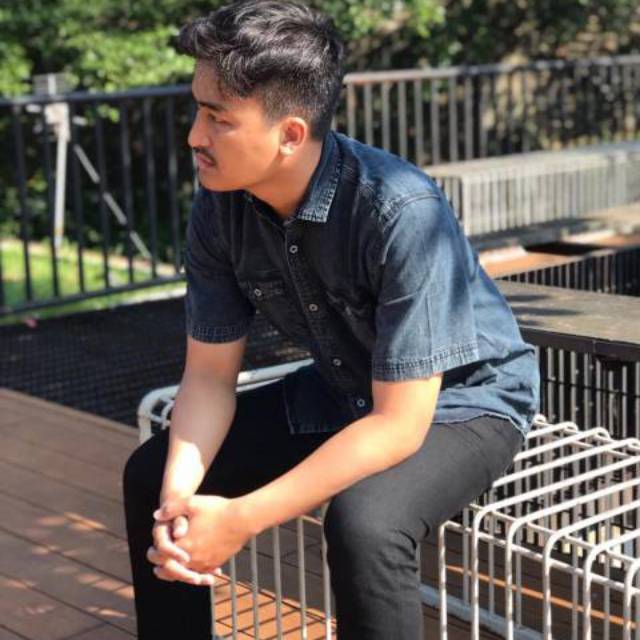 Kemeja Jeans Pria lengan Pendek Hitam Washed
