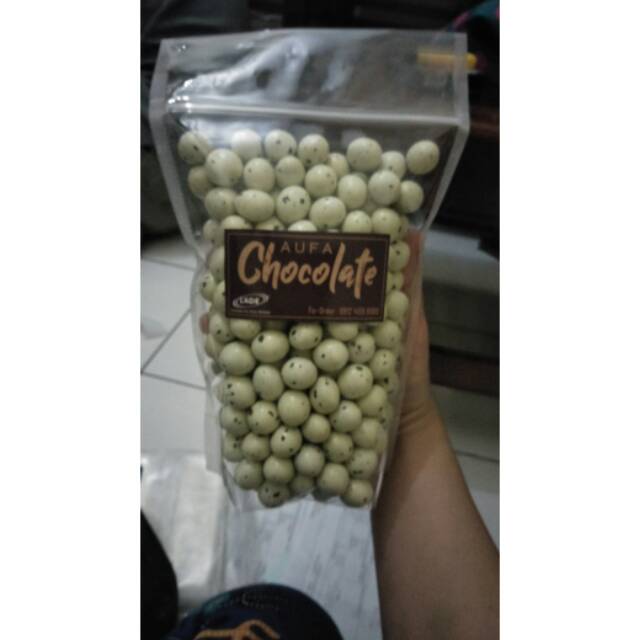 

Lagie planet coklat putih