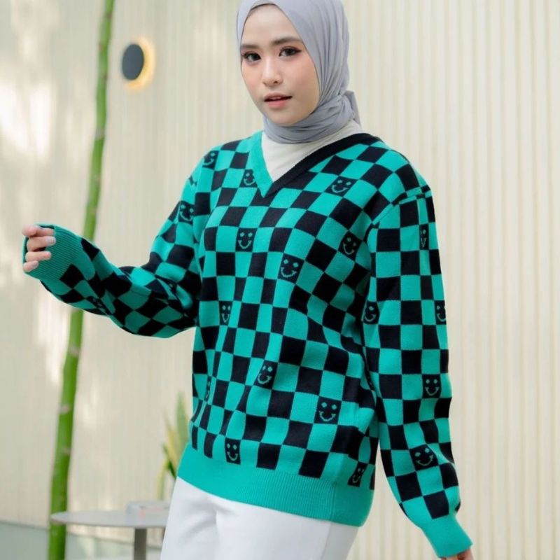 AZKIA SWEATER RAJUT OVERSIZE MOTIF CATUR SMILE / Atasan Rajut Premium Wanita Murah