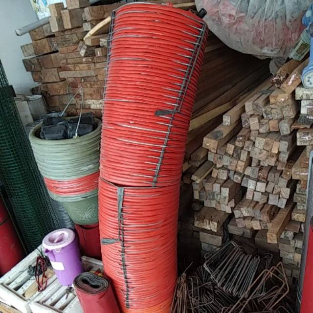 Ember cor warna oren kecil