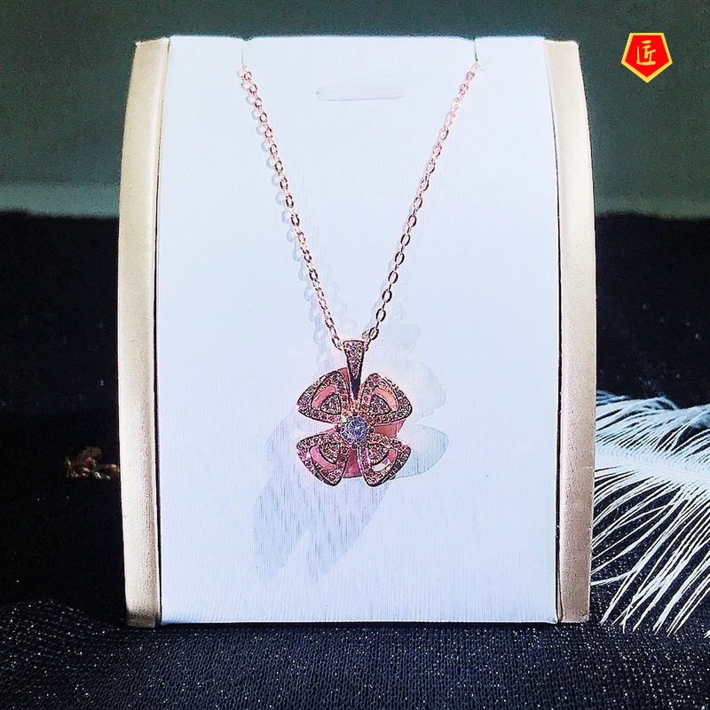 [Ready Stock]Rose Gold Rich Flower Four-Leaf Clover Pendant Female