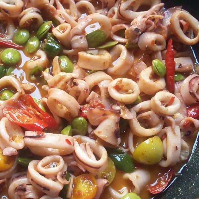 

Cumi Basah Cabe Ijo Pete