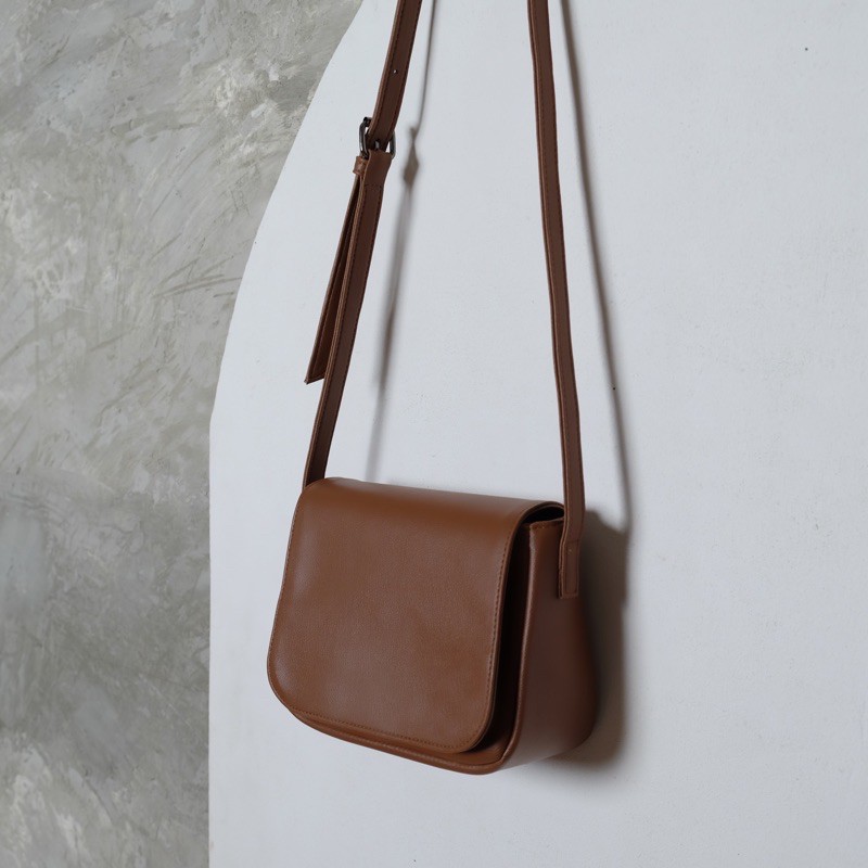 Monalis Slingbag