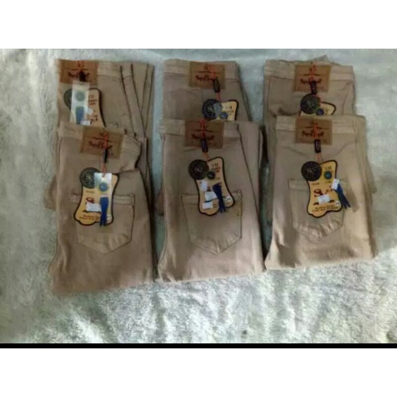 CUTBRAY JEANS SV7 WARNA CREAM