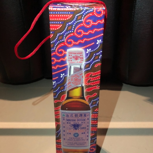 Minyak tawon asli Makassar