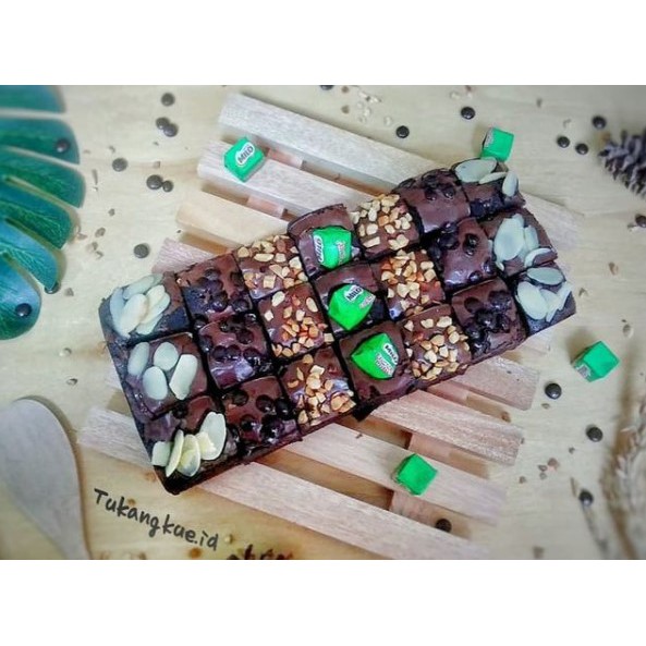 

Fudge Brownies / Kue Brownies TERMURAH / Brownies Jakarta/ Brownies Depok Lumer Murah Meriah