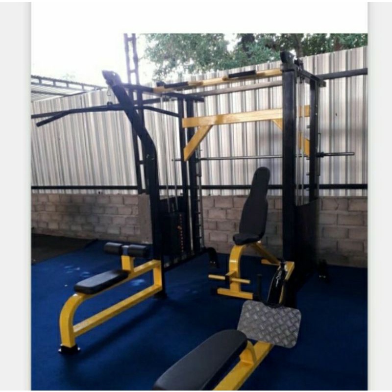 SMITH MACHINE LAT PULL DOWN ROWING